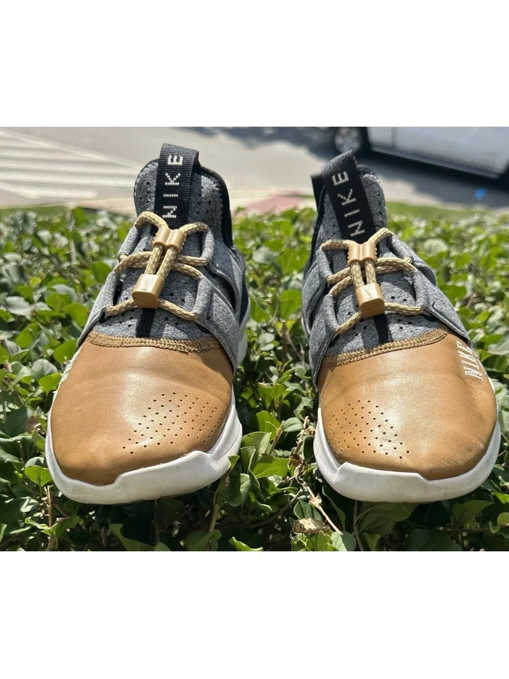 Nike Free Run CMTR 2018 Women Varsity Muted Bronze Running Shoes Size 7